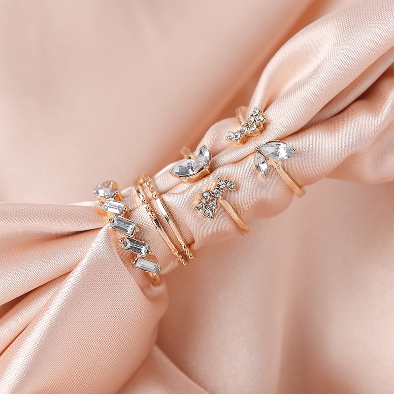 7pcs / Set Cincin Jari Model Terbuka Desain Bunga Kupu-Kupu Geometris Kristal Dapat Disesuaikan Gaya Vintage Untuk Wanita