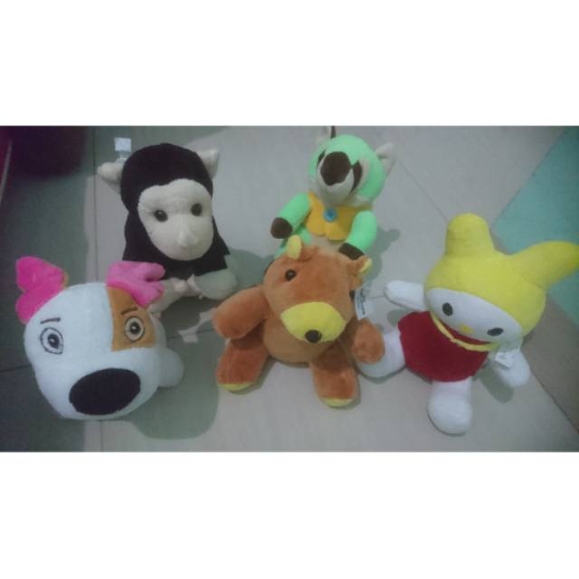 Boneka timezone capitan kecil