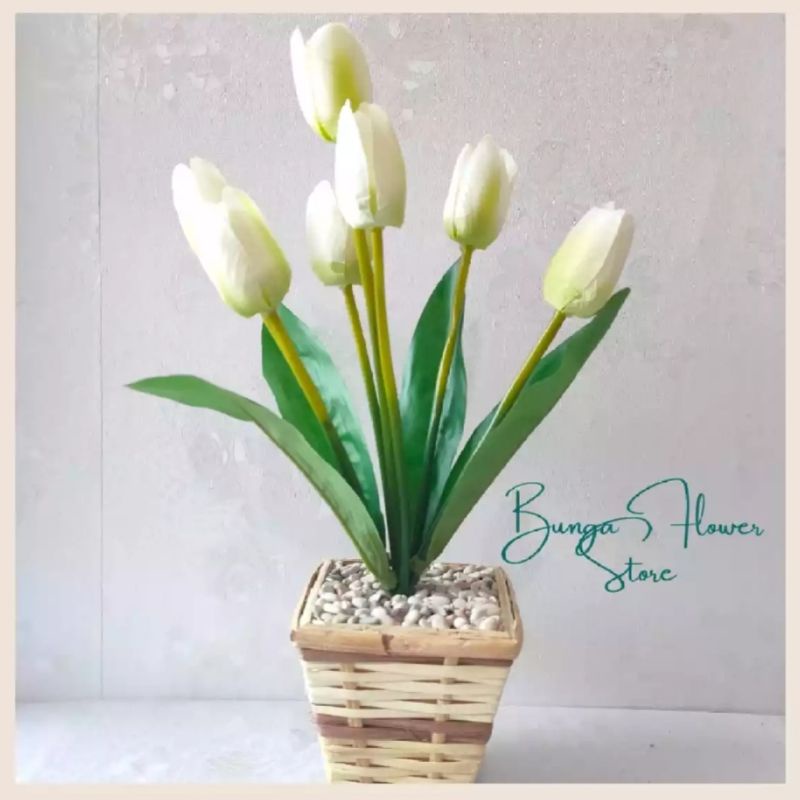 [ PROMO TERMURAH ] Bunga Tulip Artificial Termasuk Pot Rottan - Dekorasi Ruang Tamu - Bunga plastik grosir import murah