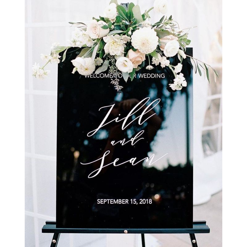 Welcome Sign Acrylic Wedding / Dekorasi Lamaran