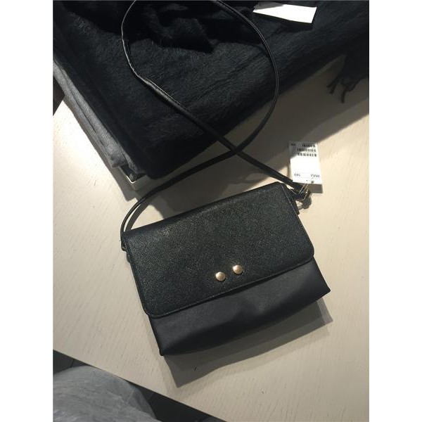 Tas Sling Bag Branded HM Black Dalton