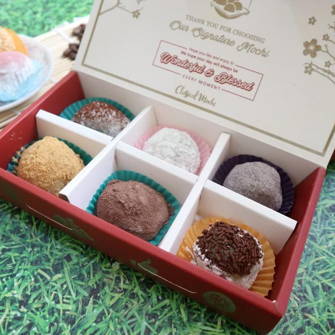 

Kue Mochi Enak ( Box Isi 6 ) - Classical Mochi STOK TERBATAS Kode 1149
