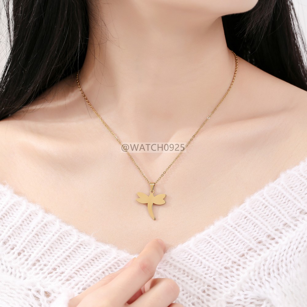 【CELEB】Simple Daisy Pendants Necklaces Women Man Charm Collar  Korean Design Romantic Choker S81