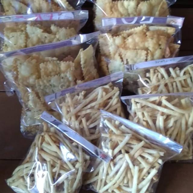 

SISTIK BAWANG/KUE BAWANG 500 gram