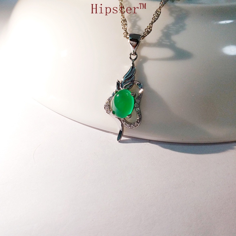 Vintage Natural Emerald Hollow Sector Pendant Necklace