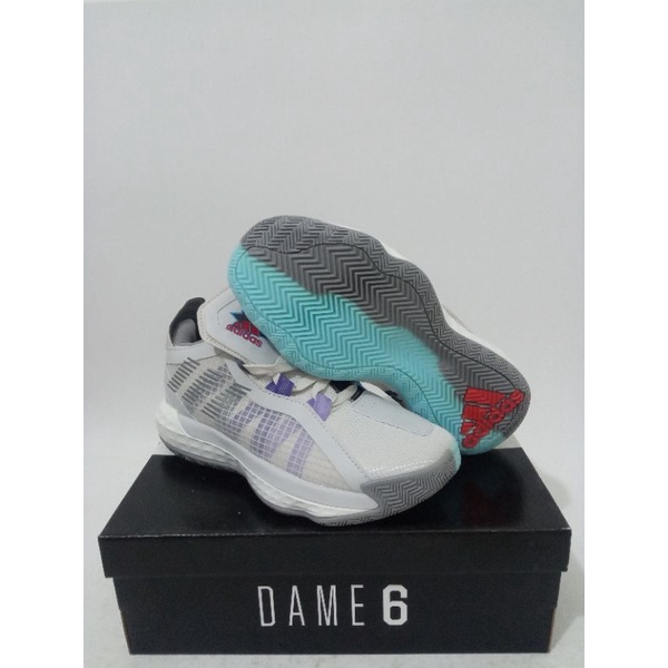 dame 6 grey