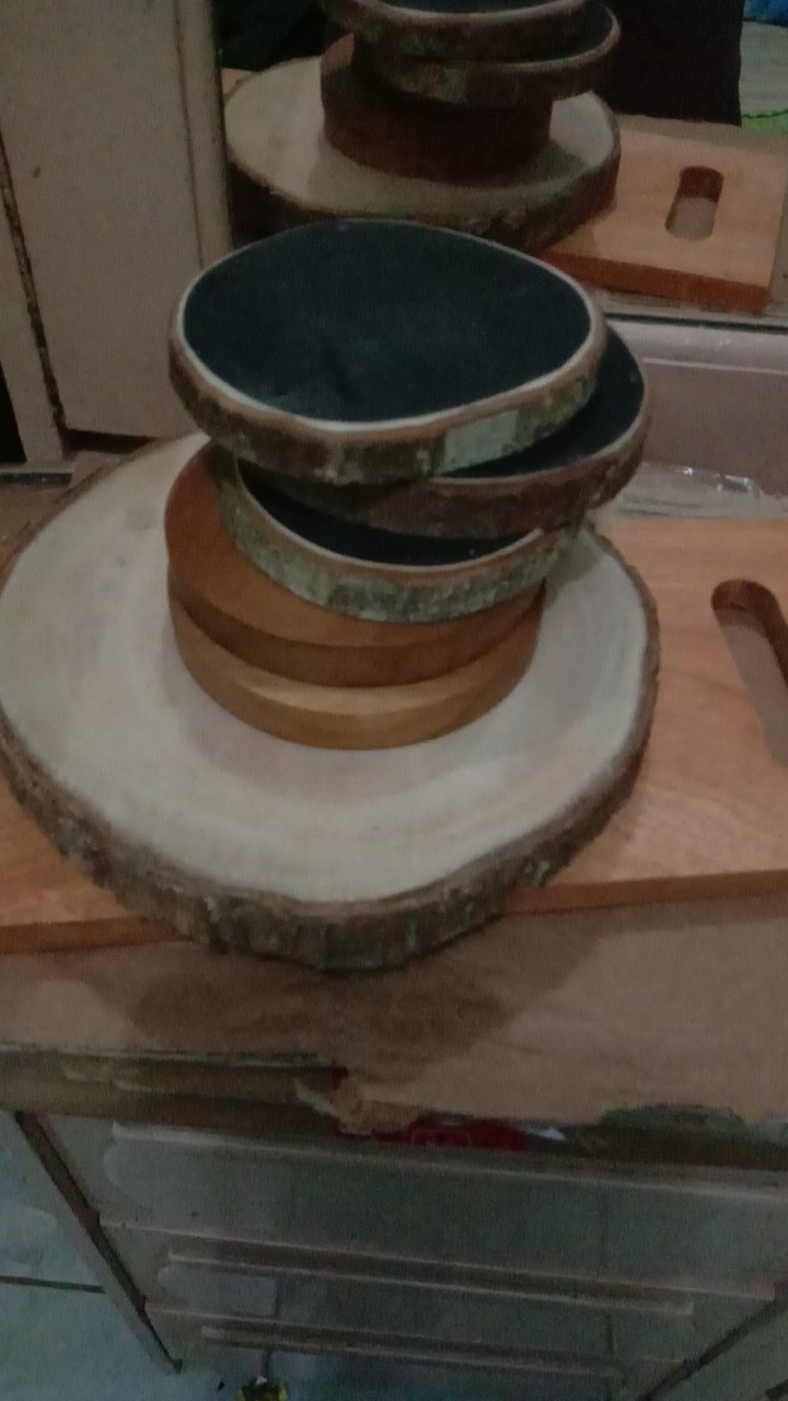 Wood Slice Tree Slice 19-20 Cm Dekorasi Pernikahan Rustic Talenan Tray