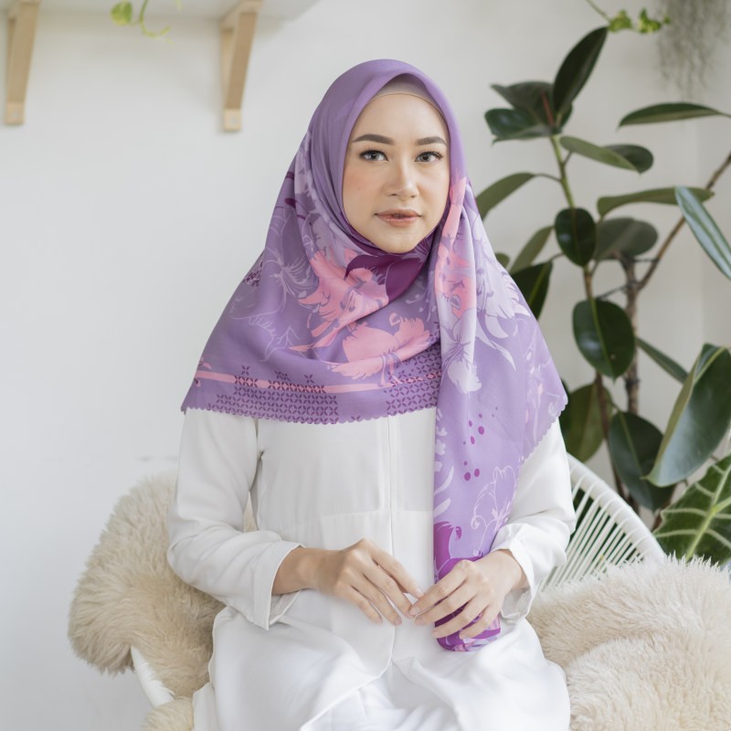 Beyza In Purple | THE NOVELLA SCARF (Superfine Voal Hijab Premium)