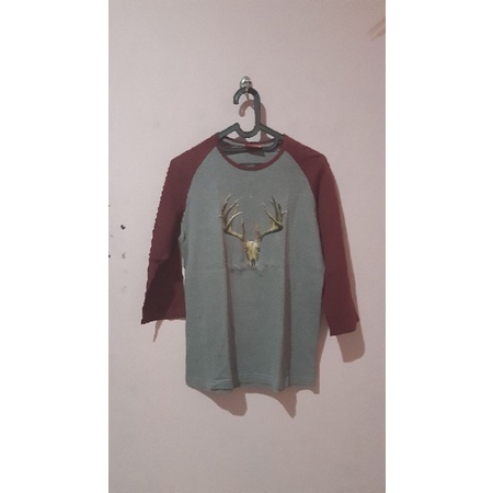 Baju lengan 3/4 logo tengkorak rusa