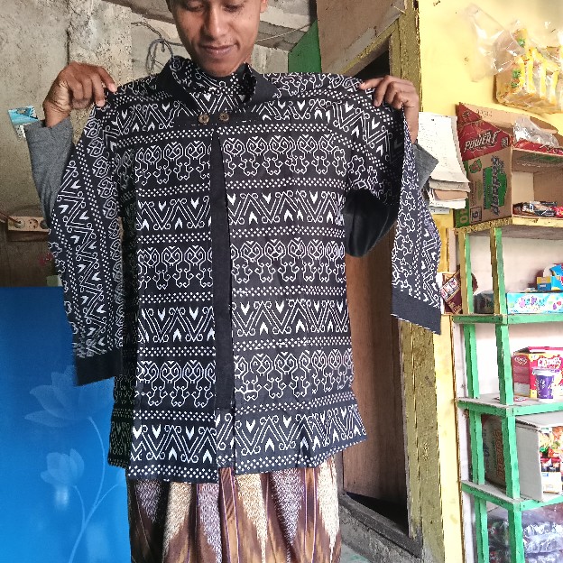 Nivana - Couple Atasan Ayah Anak Ibu Batik Monokrom Semut Sarimbit Seragam Keluarga Kantori