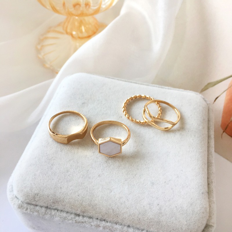 4pcs / Set Cincin Jari Dua Lapis Untuk Wanita