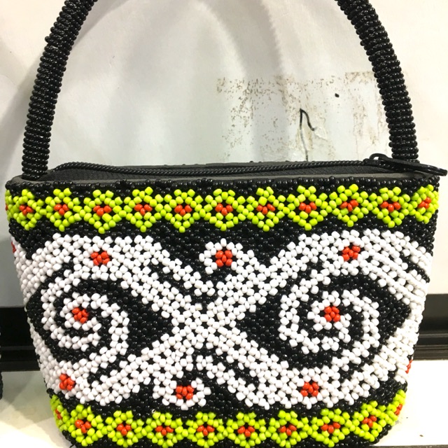 Tas manik Dayak handbag Kecil