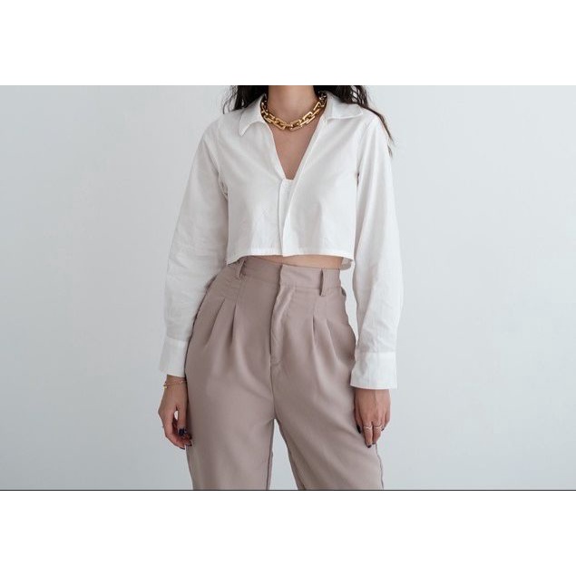 BEFAST - ZEC OOTD Blouse BINA / Kala Poplin Crop Blouse / Atasan kemeja Lengan Panjang / Fashion Wanita Kekinian / Kemeja Casual Wanita / Pakaian Wanita Kekinian / Outfit Selebgram / Kemeja Crop Polos / Terlaris / Trendy