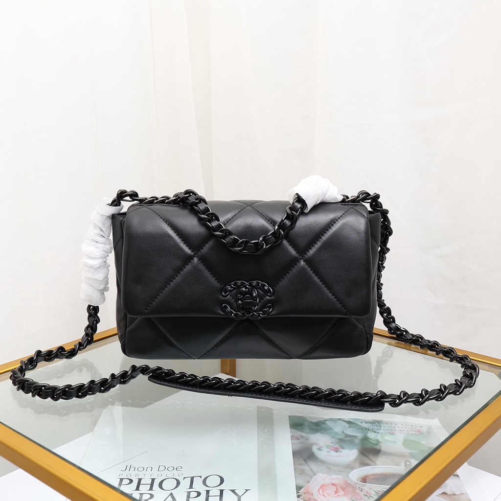 Chanel 19 Bags Fashion Classic Versatile Rhombus Pillow Shoulder Crossbody Bag