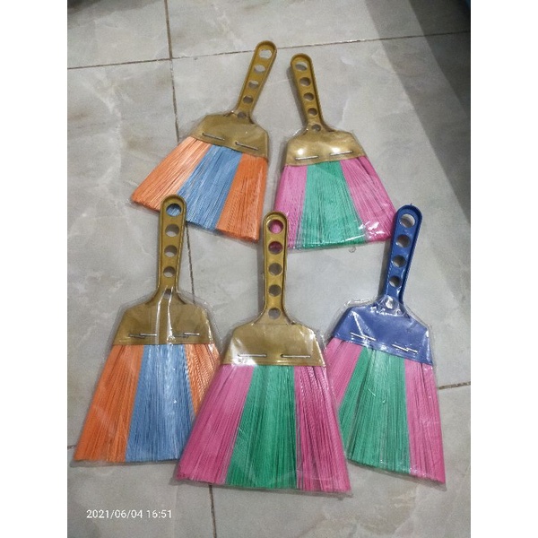 sapu mobil/sapu kecil