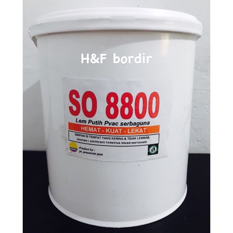 

LEM PUTIH PVAC SERBAGUNA 1 GALON LEM KAYU LEM KERTAS