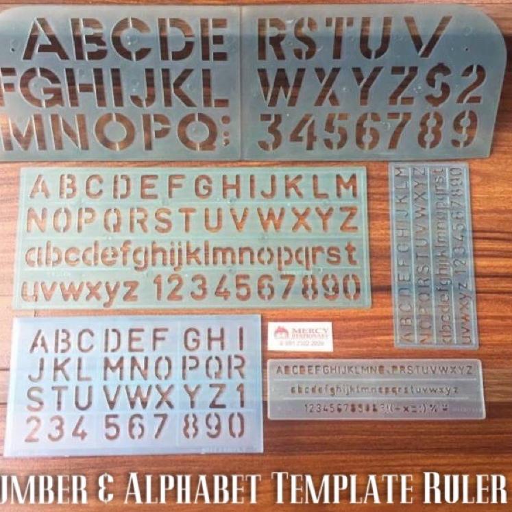 

[KODE PRODUK D979Y8562] Penggaris Huruf & Angka Templates - Penggaris Sablon ABC - Lettering Stencil set - Penggaris Mall Mal Mercy Stationary