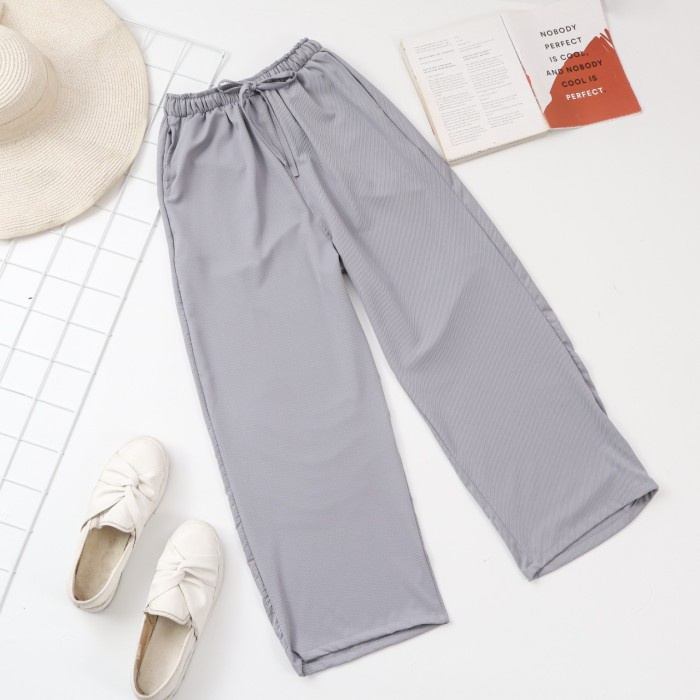 Ollie - Celana Kulot Uniqlo Dewasa Panjang Wanita Polos / Bahan Rainbow Twill