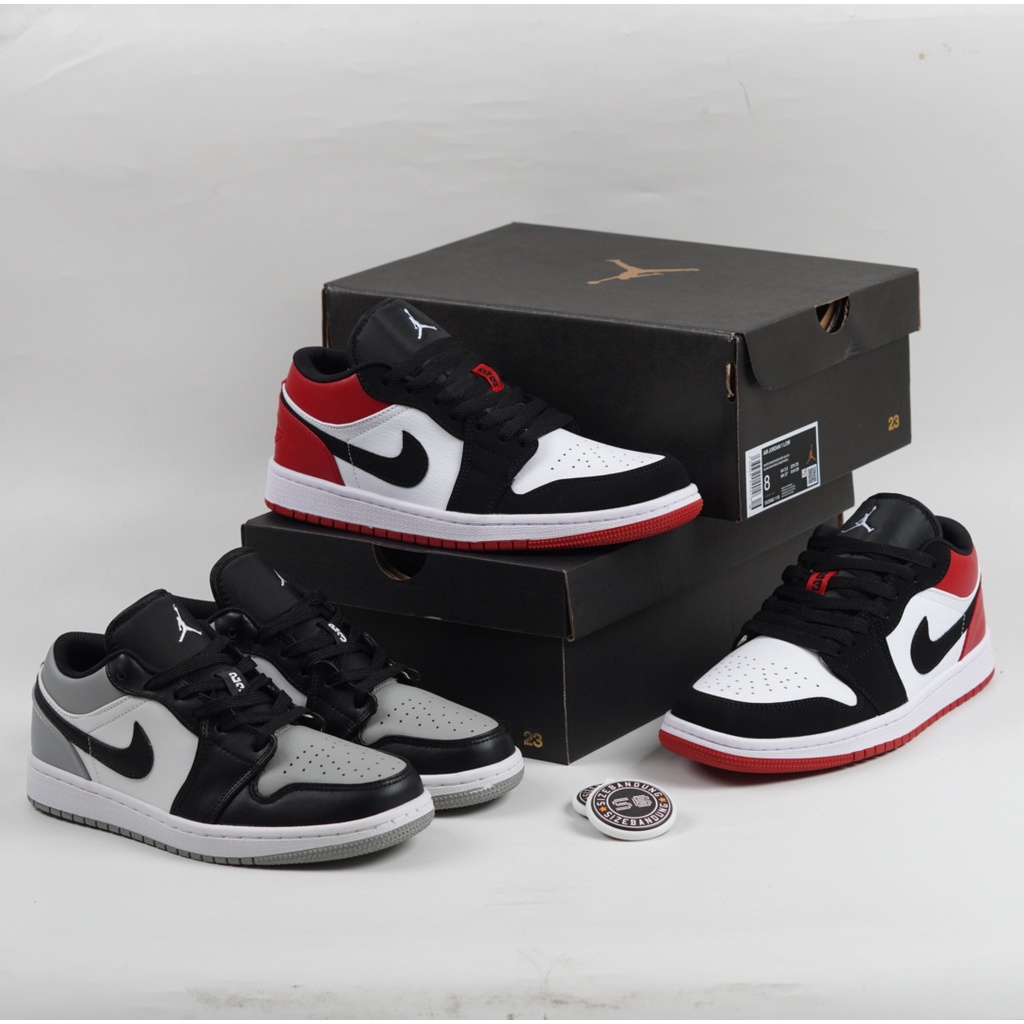 Nike Air Jordan 1 Low Black Toe