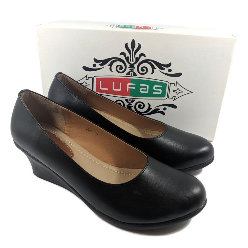 Sepatu lufas