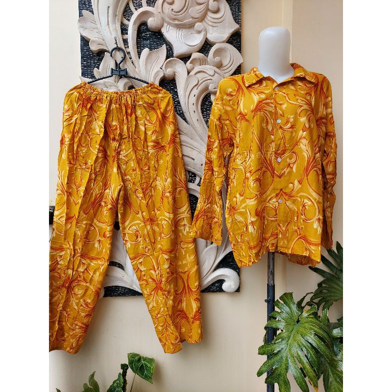 Setcel kemeja Jumbo lengan panjang / Pajamas Jumbo