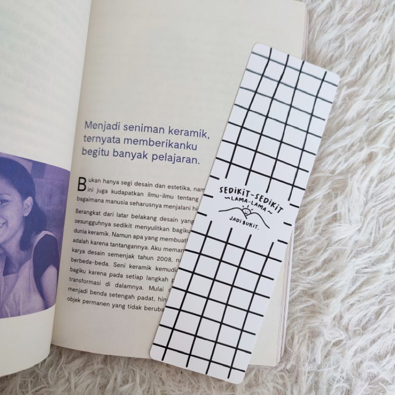 

RAHASIA bookmark pembatas buku pengingat pembatas buku Quotes minimalis aesthetic