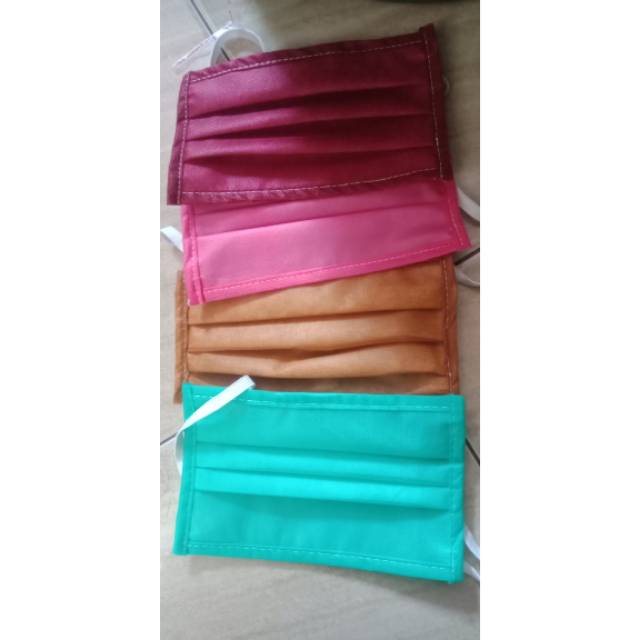 Masker kain ikatan