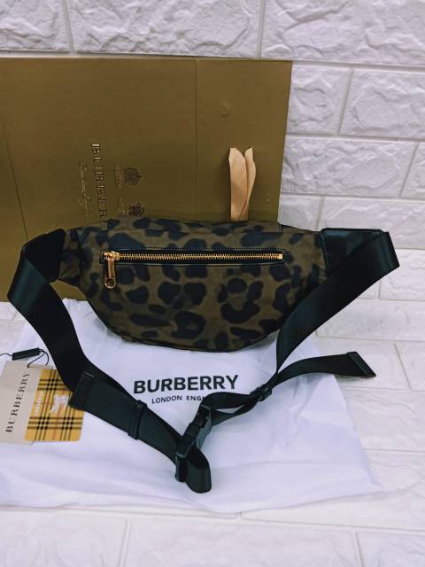 Tas Bumbag Burberry Loreng Premium Quality