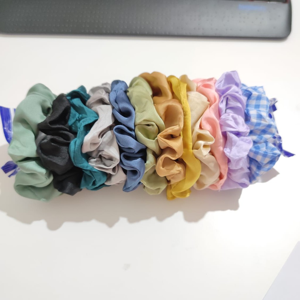 Scrunchie Mini - Kunciran / Ikat Rambut Cepol Hijab /Jilbab - Aksesoris Rambut [Gratis Ongkir / Cod]