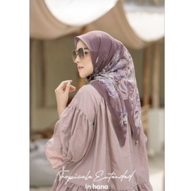 the tropicale extended buttonscarves