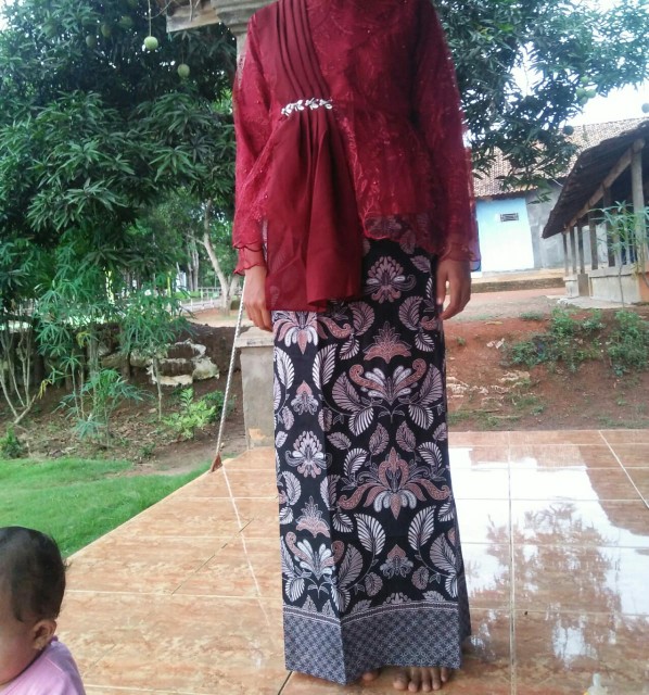 Batik Couple Kebaya - Sania Ruffle Batik Couple Ori Garansi Termurah Shopee - Solo - Pekalongan