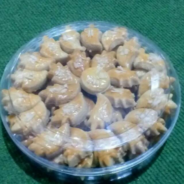 

Kue kering almond 500gr