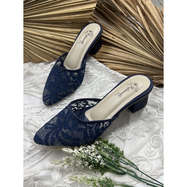 sepatu wanita seyla navy tinggi 5cm tahu