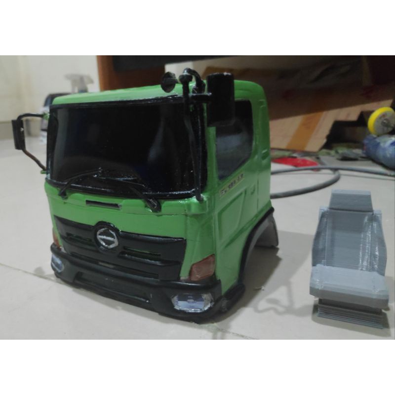 kabin miniatur truk hino 500 skala 16