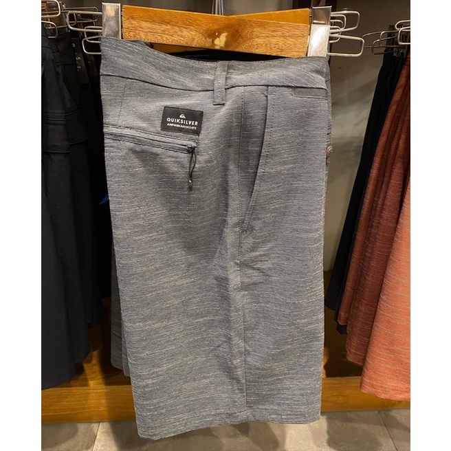 Celana pendek quiksilver original v416