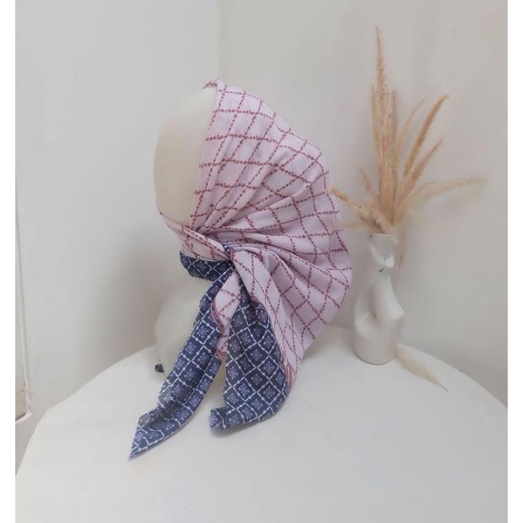 Kerudung Voal/ kerudung hijab motif Deenay kw/ Kerudung hijab polos/ Kerudung hijab bahan halus adem