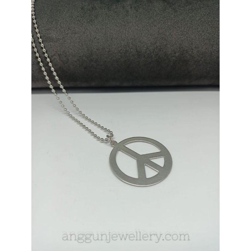 Kalung titanium biji lada pria anti karat/kalung titanium logo peace terlaris
