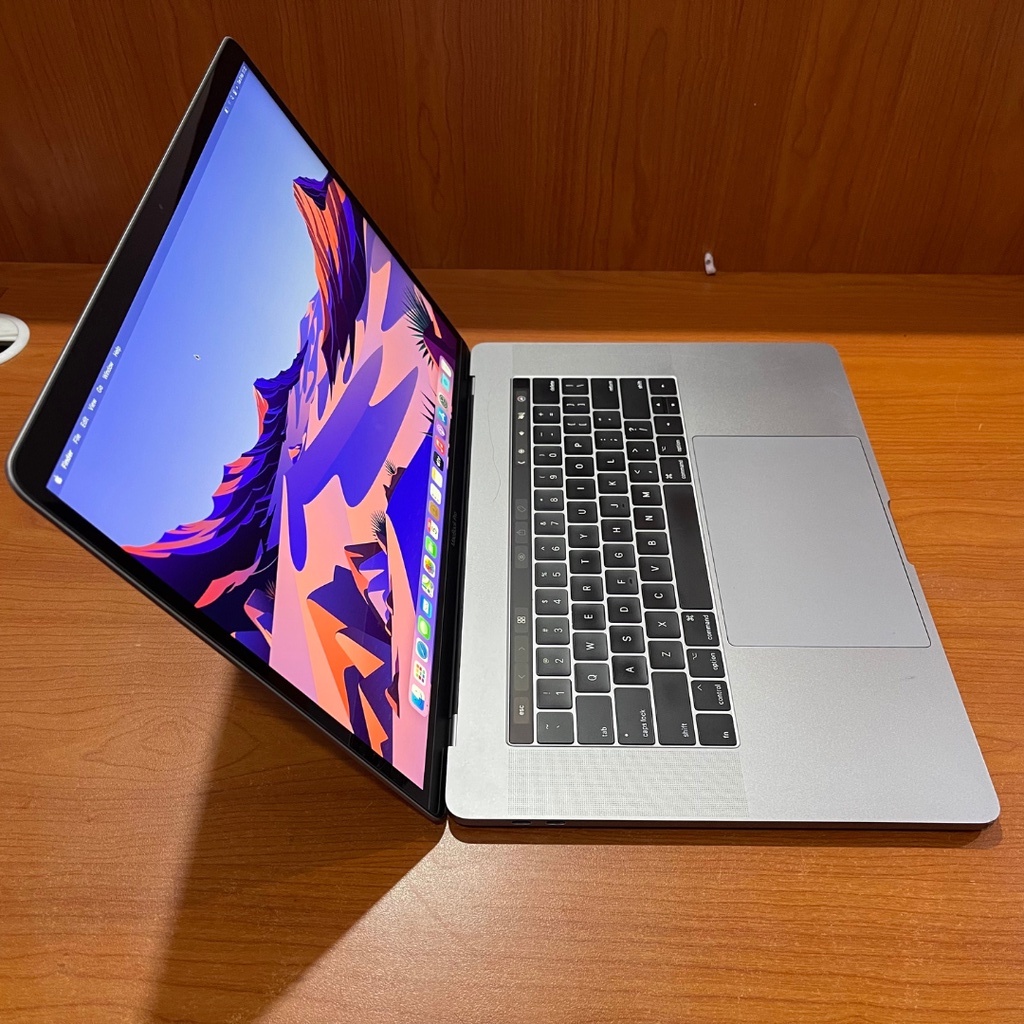 MacBook Pro 15 Inch Touchbar 2019 Core i7 2.8GHz Ram 16 GB Ssd 512 GB