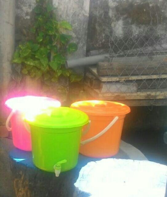 Timba Plus Kran + Tutup 3 Gal/ Timba Plastik/ Ember/ Pail/ Timba Warna Cantik/ Premium