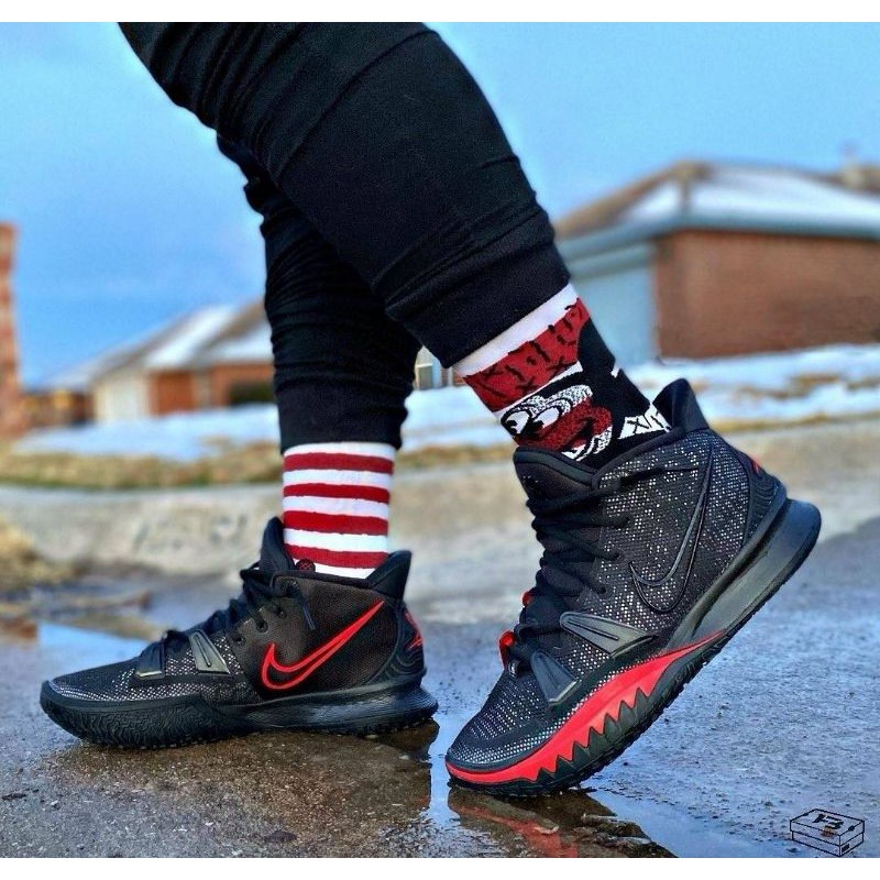 Nike Kyrie 7 black red "bred"