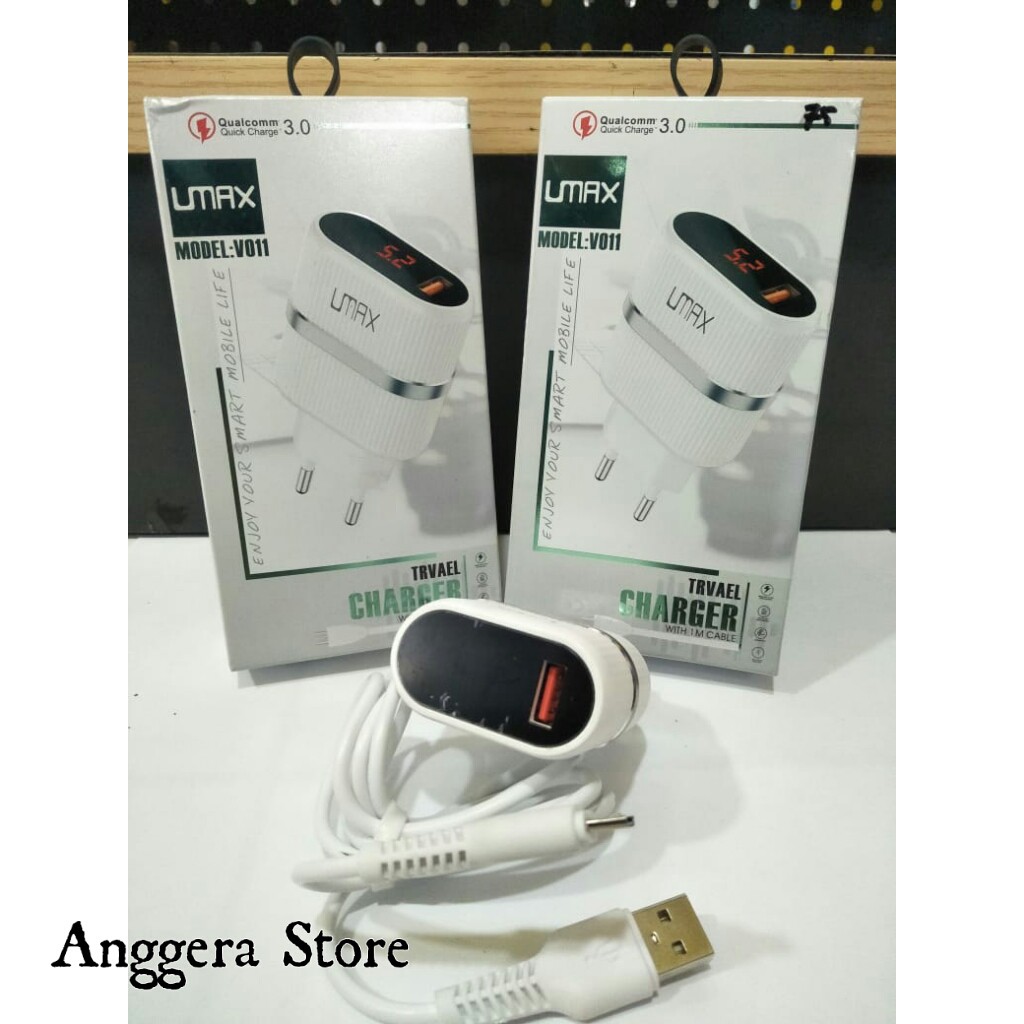 TRAVEL CHARGER LED  UMAX V011