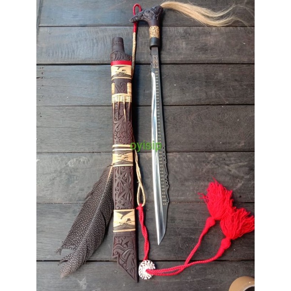 Mandau Khas Dayak Kalimantan | Mandau | Dayak | Borneo | Kalimantan