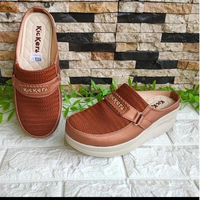 Recomended.. WEDGES SEPATU RAJUT KICKERS WANITA