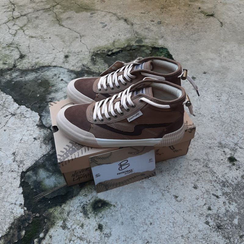 Patrobas Nevertoolavish Triassic 39