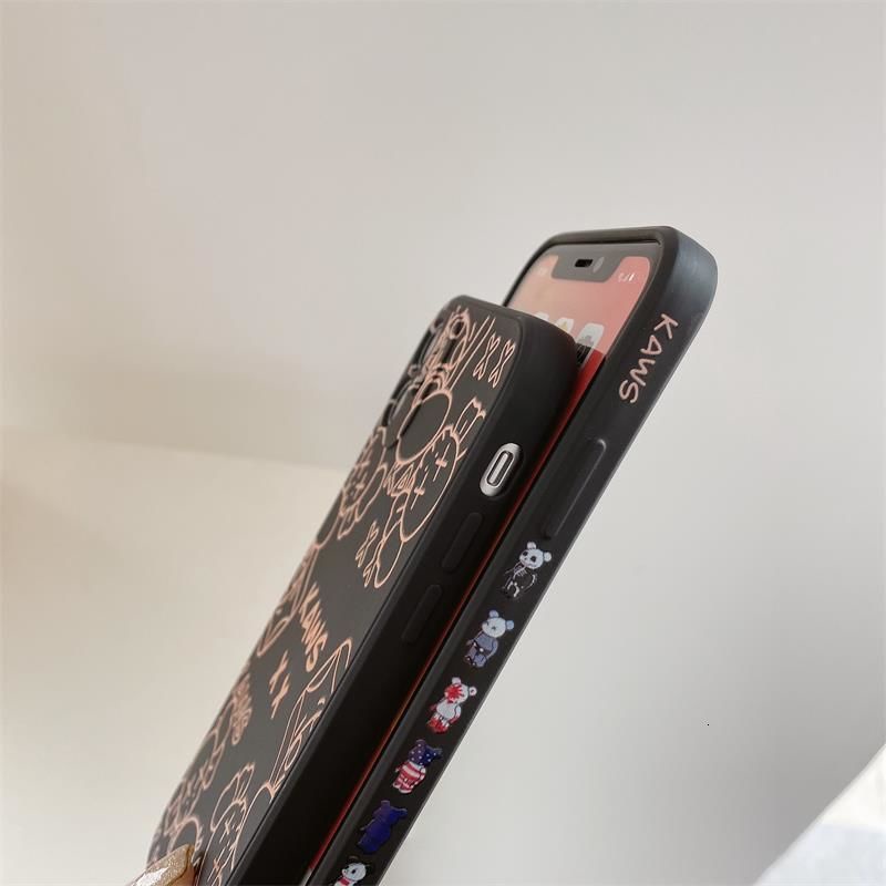 Soft case Silikon Karet Anti Jatuh Motif print Beruang Emas Hitam Untuk iPhone 12promax 7 8Plus SE X XS XR 12 11 11promax