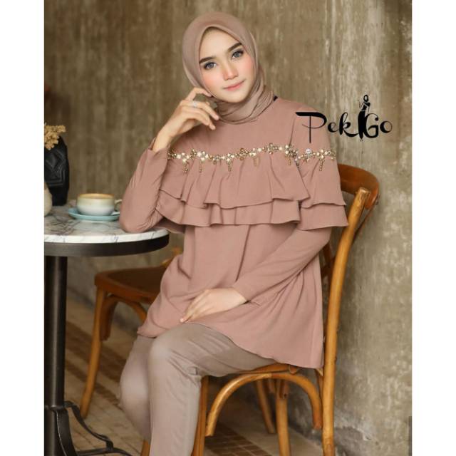 Sabrina blouse by Pekgo apparel