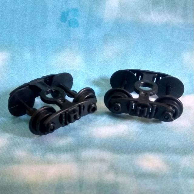 Roda gerbong skala HO 87