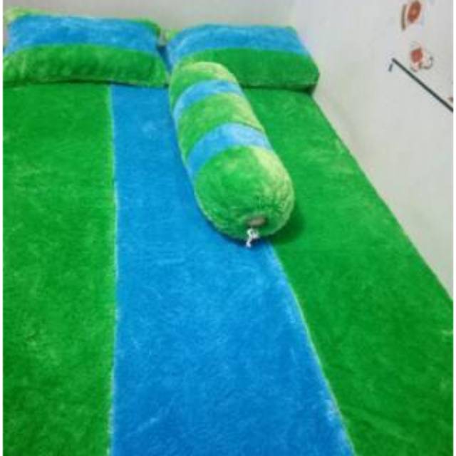 Sprei bulu lembut