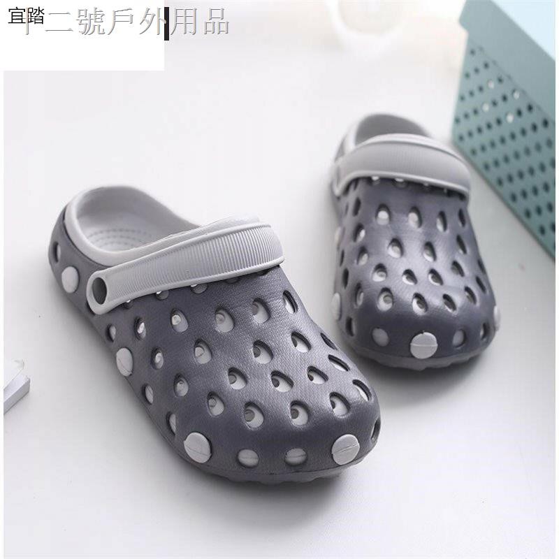 crocs closed toe shoes
