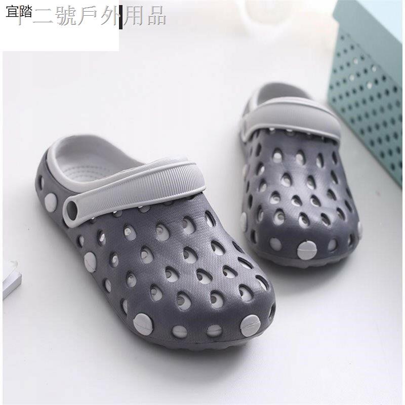 crocs closed toe shoes